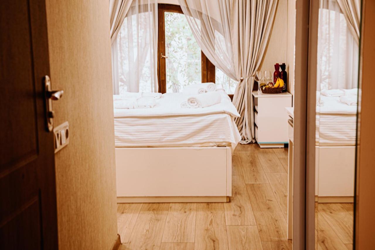 Sama Grand Hotel Тбилиси Екстериор снимка